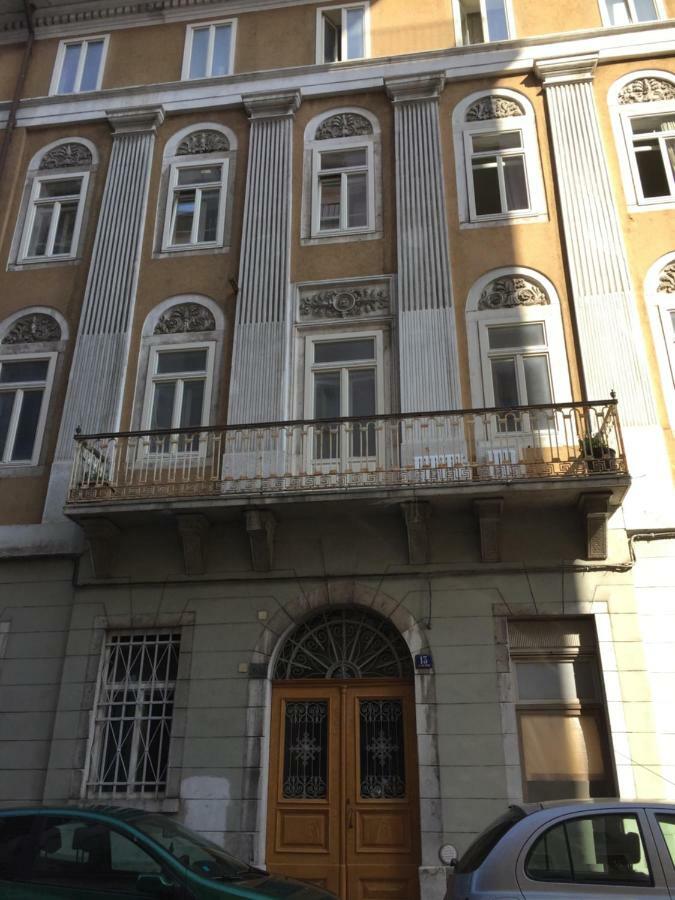 Da Noi Bed & Breakfast Trieste Bagian luar foto