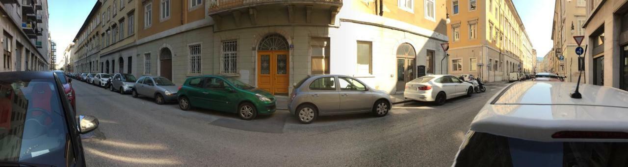 Da Noi Bed & Breakfast Trieste Bagian luar foto